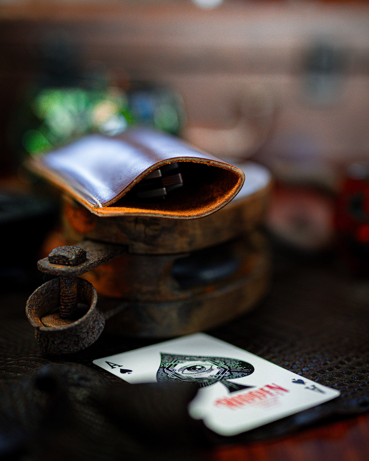 Scrap leather pocket slip (Horween)