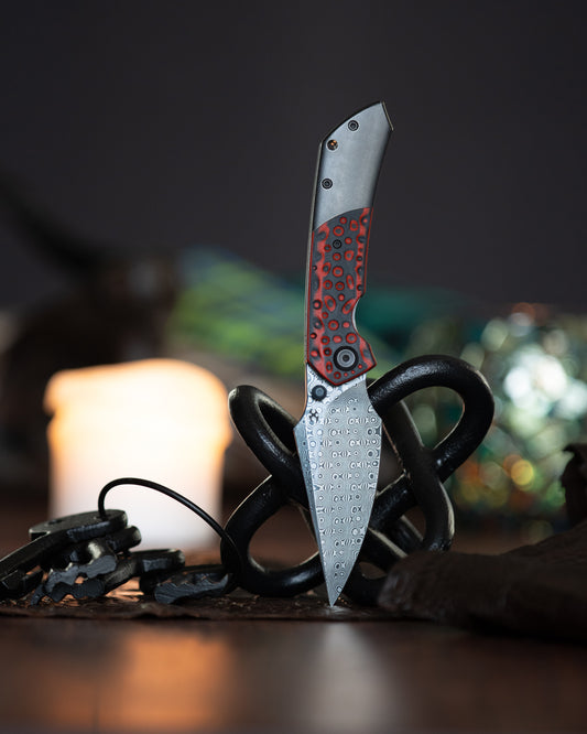 Fenrir Damascus / Black and red G10