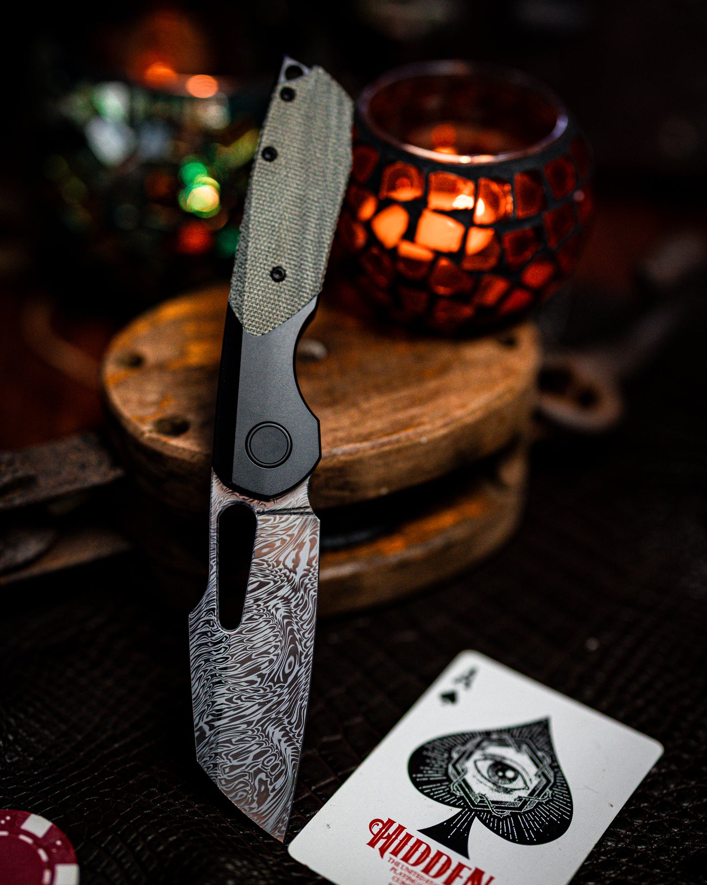 Bolster Lock Strix- black micarta/black DLC